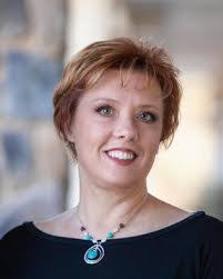 Kimberly Looney's Instagram, Twitter & Facebook