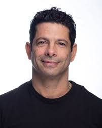 Arturo Miranda's Instagram, Twitter & Facebook