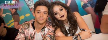 La nuova serie, in onda alle ore 20:00 dal lunedì al venerdì, è riuscita a catturare l'interesse degli. Sou Luna News Brasil Karol Sevilla E Ruggero Pasquarelli No Brasil Ano Que Vem
