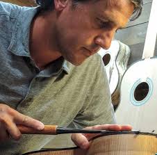 A Guide to Commissioning the Custom Guitar of Your Dreams