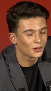 Malik Frikah Ou Il Habite