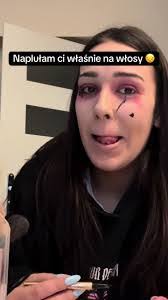 Natalia Cunningham's Instagram, Twitter & Facebook