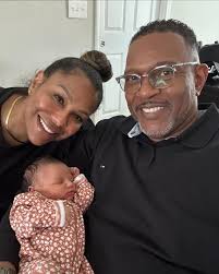 Weekly Update: Vanessa Rose has arrived! Olivia is a big sister now. This  past week has been all about the grans! 💕🌹