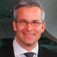 Vincent Fraser's Instagram, Twitter & Facebook