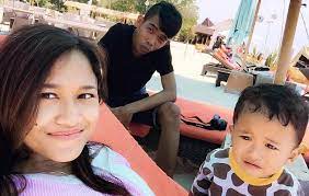 Mau tahu gosip terpanas seputar selebriti tanah air lainnya? Heboh Isu Cerai Istri Dede Sunandar Dahsyat Diduga Sempat Cemburu Ke Artis Ini