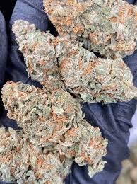 Based jungle boys named wedding cake because of its sparkling resin and vanilla cake frosting aroma. Bubba Cake Strain A Cross Of Wedding Cake Indica Dominant Hybrid Strain In 2020 Natural Medicine Indica Muscle Ease