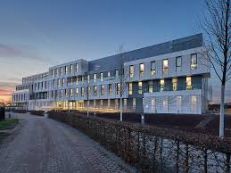 Mit iban generator für ein konto bei commerzbank cc essen. Burogebaude Wdf 53 Fur Sap In Walldorf Flachdach Buro Und Verwaltung Baunetz Wissen