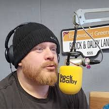 101.9 THE FOX North Bay