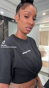 Bernice Coffey's Instagram, Twitter & Facebook