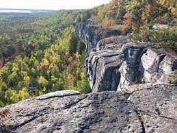 Echa un vistazo a los 208 vídeos y fotos de cup and saucer trail que han tomado los miembros de tripadvisor. Manitoulin Island S Cup And Saucer Trail To Get A New Access Point Cbc News