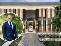 He is an actor, known for австралийская мечта (2019), this is port adelaide (2021) and friday night football (1983). Marshall White Stonnington Director Marcus Chiminello Is Melbourne S 200m Agent Eminetra Australia