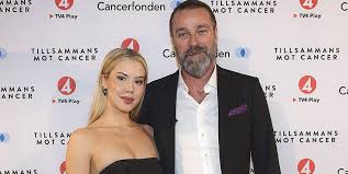 Have something nice to say about patrik sjöberg? Patrik Sjobergs Nya Karlek Ida 22 Stoppa Pressarna Kandisar Kandisnytt Hant Extra Se Hor Noje