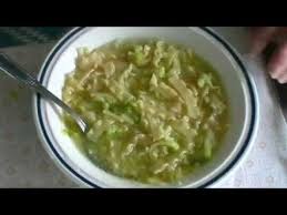 Sana e nutriente, è perfetta nella se lessi i cavolfiori, tanto sapore e tante sostanze nutritive rimangono nell'acqua di cottura. Pasta Con I Broccoli A Minestra Minestra Di Cavolfiore Con Pasta Youtube