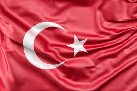 Daaroverheen is een witte krimpende maan en een witte ster geplaatst. Vlag Van Turkije Gratis Foto