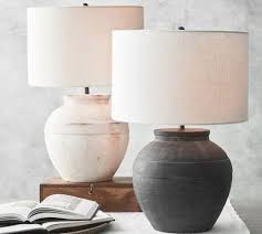 Faris Ceramic Table Lamp Potterybarn Em 2020 Abajur Ideias Arranjos