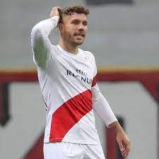Das ging in erster linie an euch, liebe goretzkas, hummels, gosens, neuers, gündogans und löws! Twitter Panne Bei Lukas Podolski Turkische Fans Von Antalyaspor In Rage Eurosport