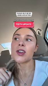 Haley Hanson's Instagram, Twitter & Facebook