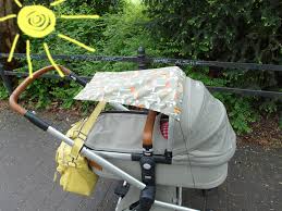 1994 haben wir als einer der ersten hersteller mit der produktion von speziellen sonnenschirmen für kinderwagen begonnen. Diy Sonnensegel Fur Den Kinderwagen Le Carrouselblog