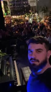 Captivating Night in Montreal with Frank Moyo Live Music