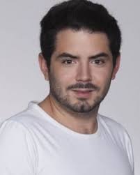 José eduardo derbez está en el ojo del huracán pues durante este fin de semana fue exhibido en redes sociales por un representante de la industria musical, quien señaló al hijo de eugenio derbez por haberle robado su celular durante una fiesta por lo que la acusación generó una gran controversia. Jose Eduardo Derbez Telenovela Database Wikia Fandom