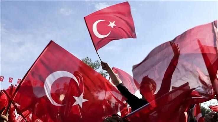 28 Ekim yarım gün mü, özel sektör tatil mi? 28 Ekim bankalar, kargo firmaları, eczaneler, hastaneler ve okullar yarım gün mü?