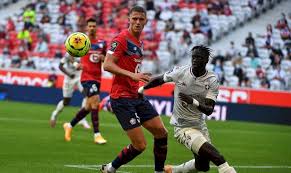 Ligue 1 Lille Fait Craquer Metz En Fin De Match