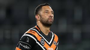 A tribute to benjamin quentin benji marshall (born 25 february 1985). Wests Tigers Benji Marshall Quarantined After Kissing Reporter On Cheek Rugby League News Sky Sports