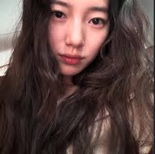 so this is how bae suzy as a girlfriend♡