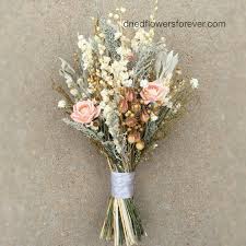 Dried Flower Wedding Bouquet Peach Blush Keepsake Bridal Etsy In 2020 Natural Bridal Bouquet Flower Bouquet Wedding Wedding Bouquets