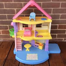 Fisher Price Mattel My First Dollhouse 3 Story Doll House Furniture Sounds 2005 Ebay Family Furniture Fisher Price Doll House Modern Toys