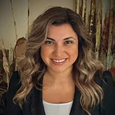 Alecia Ford's Instagram, Twitter & Facebook