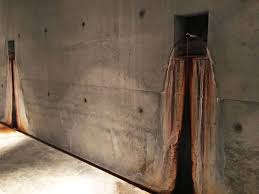 Das bergdorf vals mit seiner eindrücklichen architekturvielfalt und der therme vals, gebaut von peter zumthor, lädt sie auf entdeckungsreise ein. Monika Frei Herrmann Gestaltung Fotografie Therme Vals