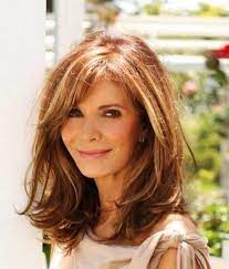 Grosse Frisuren Fur Mittlere Haare Frisuren Fuer Grosse Haare Mittlere Coupe De Cheveux Coiffure Coiffure Cheveux Mi Long