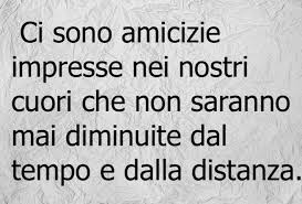 Non so dirti come ma succede solo quando due persone fanno. Frasi Sull Amicizia A Distanza