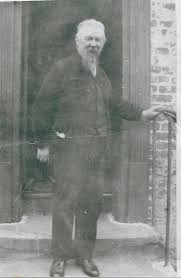 Kneales from around the world