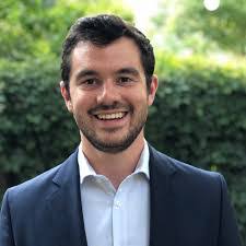 Bruce Doering's Instagram, Twitter & Facebook