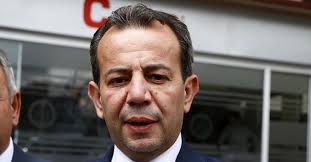 Tanju özcan haberleri ve güncel gelişmeler için tıkla! Bolu Belediye Baskani Tanju Ozcan A Nefret Ve Ayrimcilik Sorusturmasi