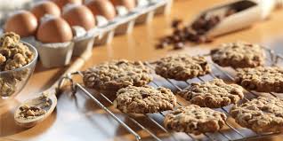 Vanishing Oatmeal Raisin Cookies Recipe Quakeroats Ca Recipe Vanishing Oatmeal Raisin Cookies Oatmeal Raisin Cookies Cookie Recipes Oatmeal Raisin