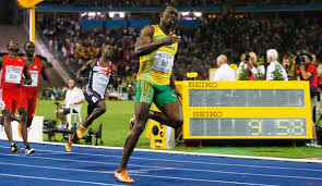 He is the first person to hold both the 100 metres and 200 metres world records since fully automatic time became mandatory. Usain Bolts Weltrekord Bei Der Wm 2009 In Berlin 9 58 Sekunden Fur Die Ewigkeit