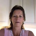 Deanna Benton's Instagram, Twitter & Facebook