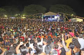 La feria del orinoco, que se realiza cada año en agosto en ciudad bolívar, estado bolívar, como acompañamiento del inicio de la pesca anual de la sapoara, quedó registrada ante el ministerio del poder popular para cultura como 'bien de interés cultural de la nación'. Feria Del Orinoco 2019 Cerro A Casa Llena Al Ritmo Del Calipso Diario El Luchador