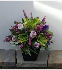 Sedums And Sedums Of Love Tropical Flower Arrangements Flower Arrangements Floral Display