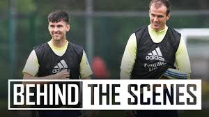 Unique bags for men & women designed and until backpacks came along, we only used half of our bodies: Arsenal Players And Coaches Hilariously Call Kieran Tierney Tesco S In Training Sportbible