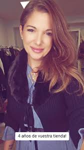 os cuento cómo comenzó la tienda online DISTRITO 9 , que hoy cumple 4  años!!!!