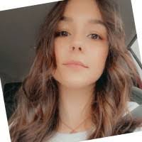 Ruth Morelock's Instagram, Twitter & Facebook