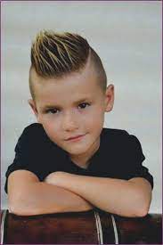 29 Susse Frisuren Fur Jungs 2020 Jungs Frisuren Frisuren Fur Kleine Jungs Jungs Haarschnitte