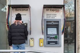 Explozie la un bancomat din vestul țării, noaptea trecută. Cum A RÄƒmas O RomancÄƒ FÄƒrÄƒ 4 000 De Lei De Pe Card Ce S A Intamplat DupÄƒ Ce È™i A BÄƒgat Pin Ul In Bancomat Impact