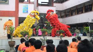 Raja lumu originally met with opposition from the sultans. Cny Lion Happy Cny At Smk Raja Lumu Youtube
