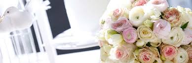 Über jede einladung zu einer hochzeit freut man sich natürlich! Dresscode Fur Hochzeitsgaste So Gelingt Das Perfekte Outfit Styles Stories Der Lifestyle Living Blog Von Heine
