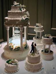 Wedding Cakes With Fountains And Lights Fountain Wedding Cakes Fountain Cake Elegant Wedding Cakes